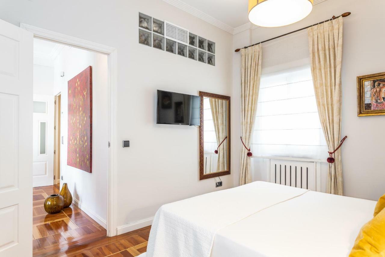 Bnbholder Luxe Atocha Station Madrid Ngoại thất bức ảnh